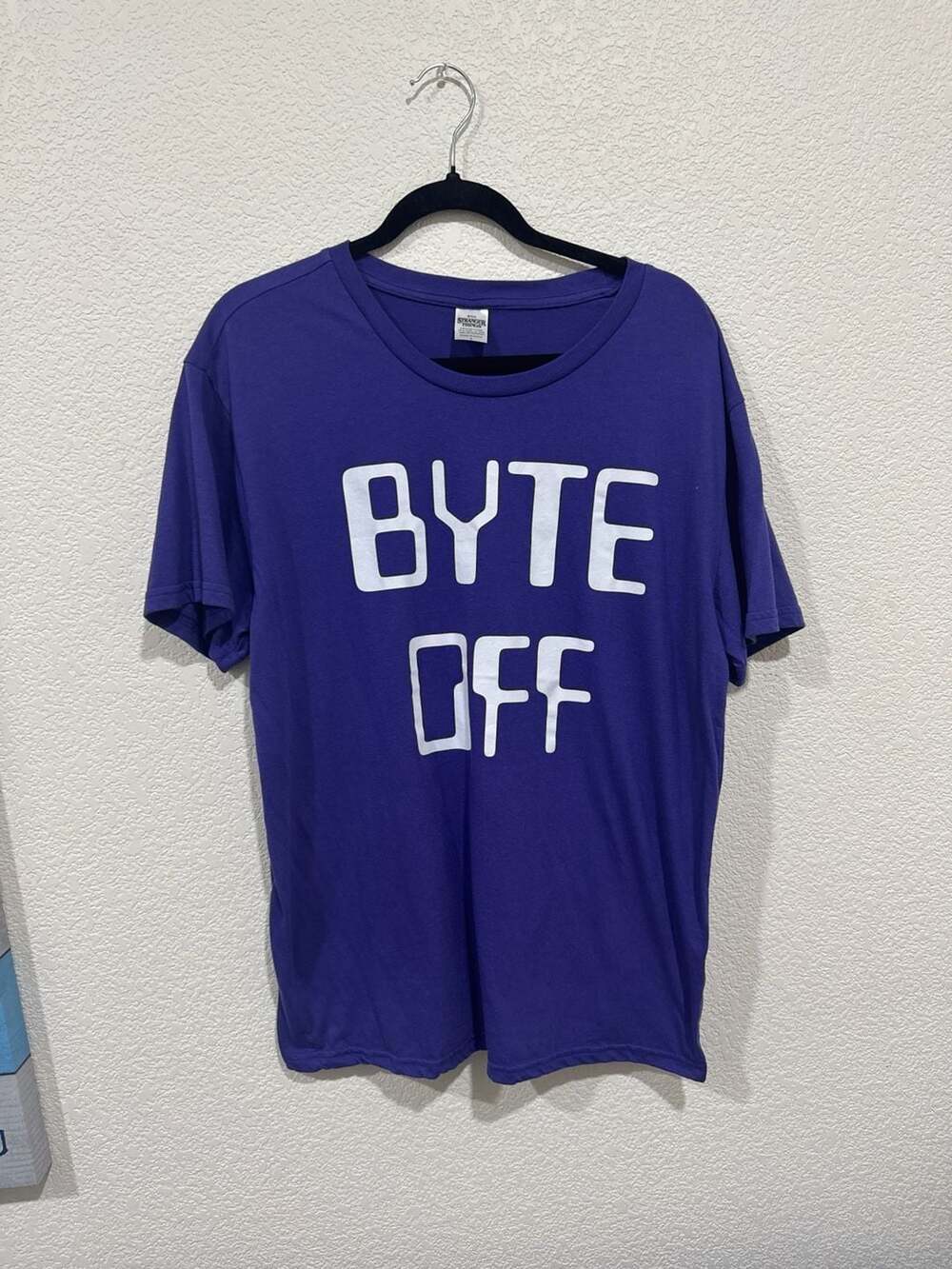 Stranger Things Dustin Henderson Graphic Tee Purple Men's Large Netflix